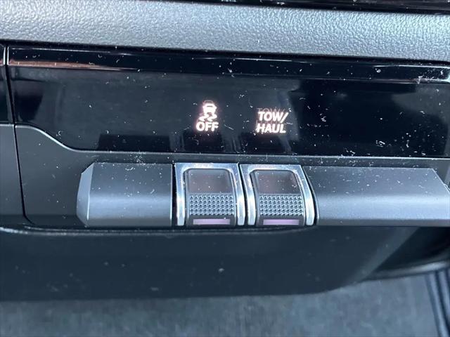 2022 Ram 1500 Big Horn Crew Cab 4x4 5'7" Box