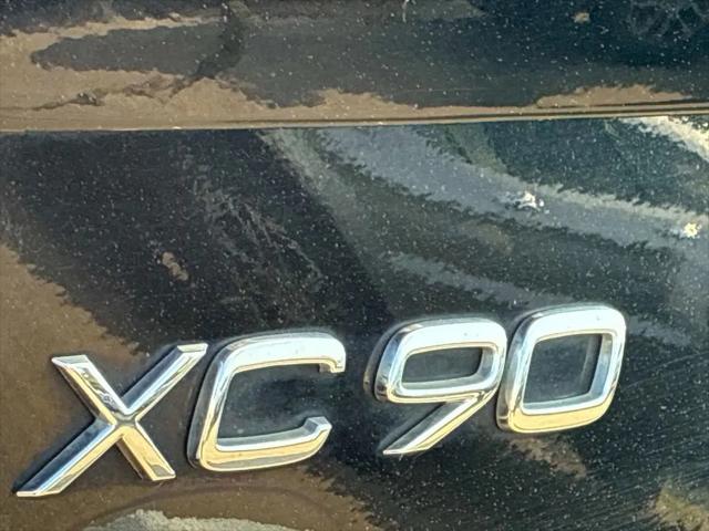 2021 Volvo XC90 T6 Momentum 7 Passenger