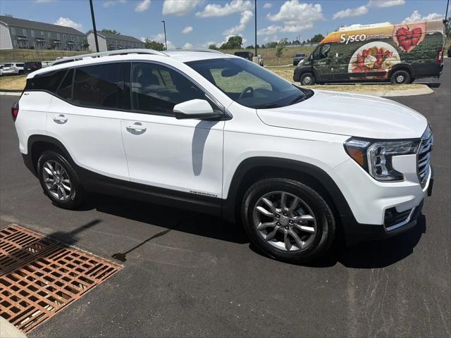 2024 GMC Terrain AWD SLT