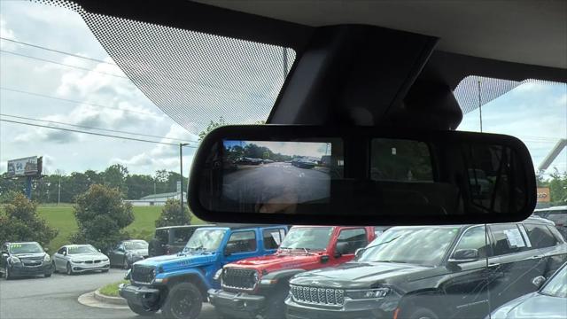 2025 GMC Savana Passenger RWD 3500 Extended Wheelbase LT
