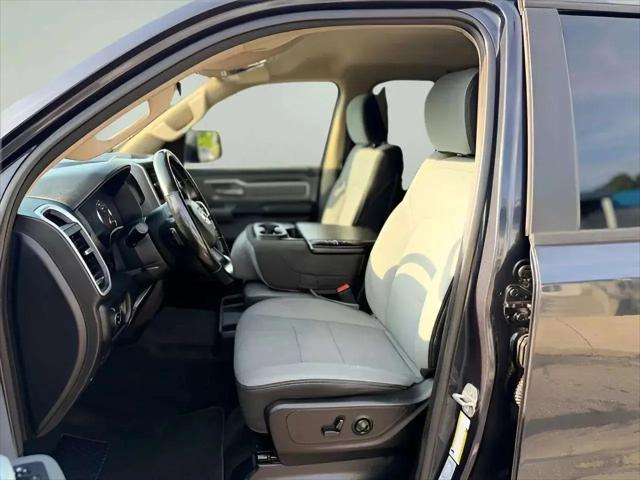 2020 Ram 1500 Big Horn Crew Cab 4x4 6'4" Box