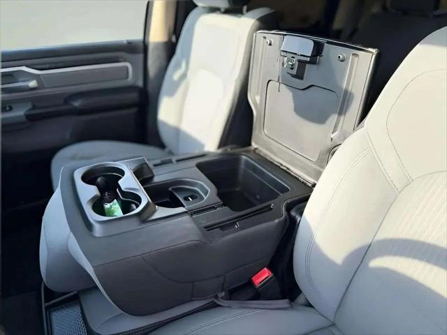 2020 Ram 1500 Big Horn Crew Cab 4x4 6'4" Box