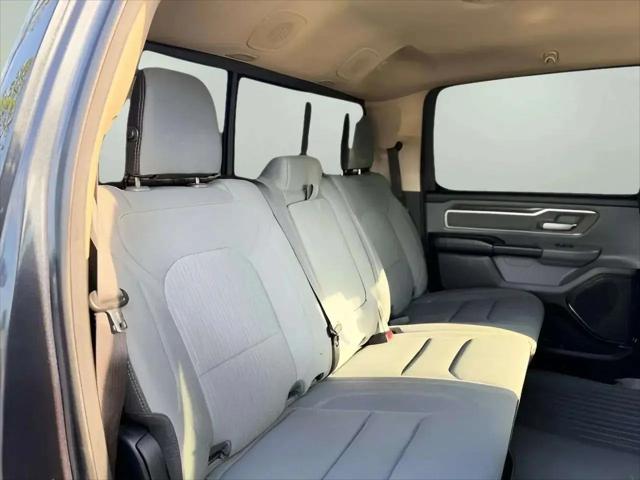 2020 Ram 1500 Big Horn Crew Cab 4x4 6'4" Box