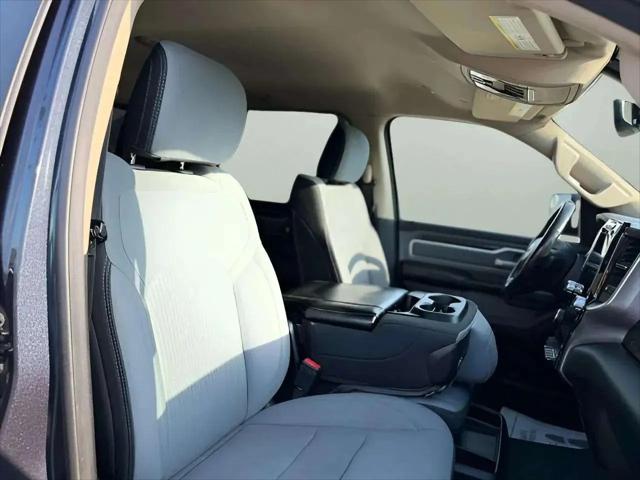 2020 Ram 1500 Big Horn Crew Cab 4x4 6'4" Box