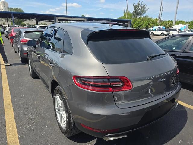 2018 Porsche Macan Macan