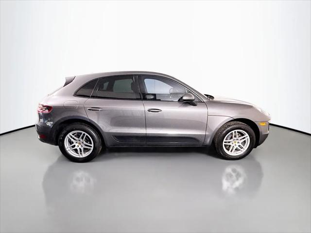 2018 Porsche Macan Macan