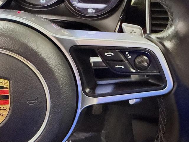 2018 Porsche Macan Macan