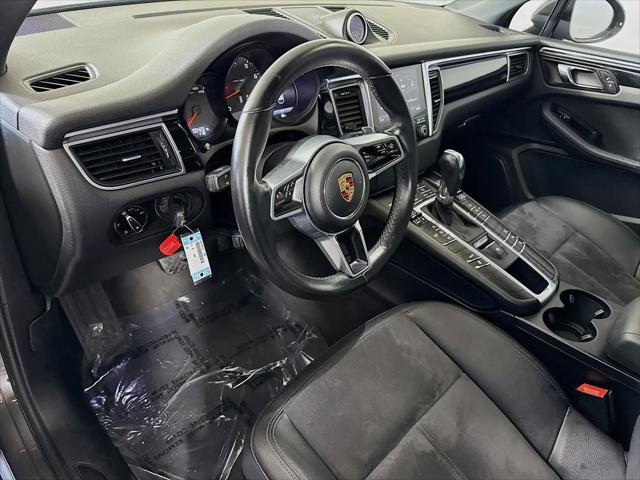 2018 Porsche Macan Macan