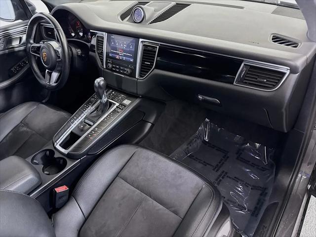 2018 Porsche Macan Macan