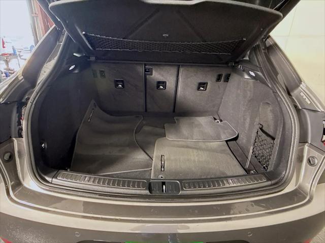 2018 Porsche Macan Macan
