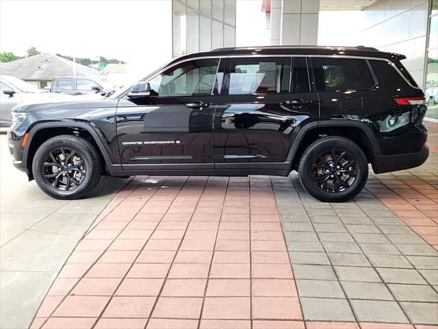 2023 Jeep Grand Cherokee L Limited 4x2