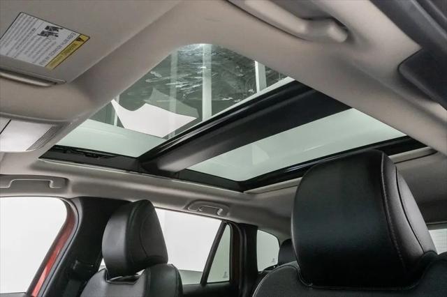 2025 Mazda CX-50 Hybrid Premium Plus Package