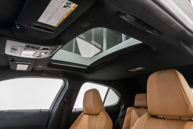 2024 Lexus UX 250h Premium