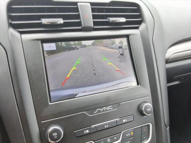 2020 Ford Fusion SE