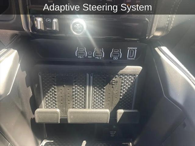 2025 Ram 3500 Limited Mega Cab 4x4 6'4" Box