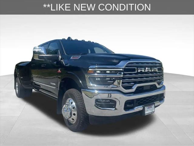 2025 Ram 3500 Limited Mega Cab 4x4 6'4" Box