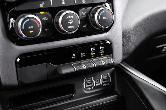 2022 Ram 1500 Big Horn Crew Cab 4x4 5'7" Box