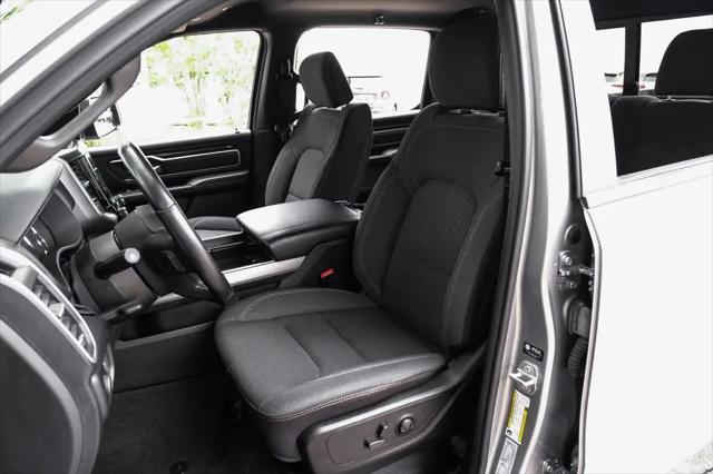 2022 Ram 1500 Big Horn Crew Cab 4x4 5'7" Box