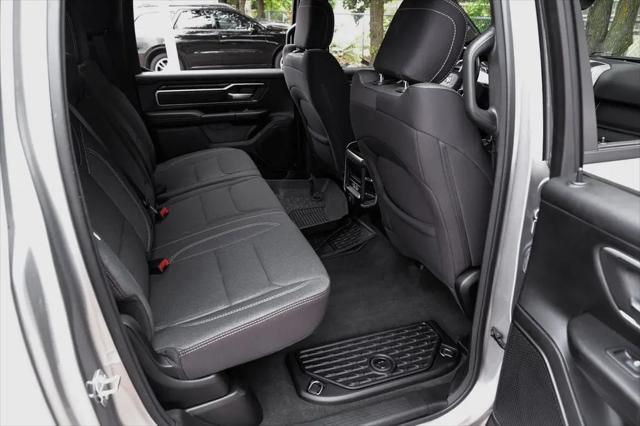 2022 Ram 1500 Big Horn Crew Cab 4x4 5'7" Box