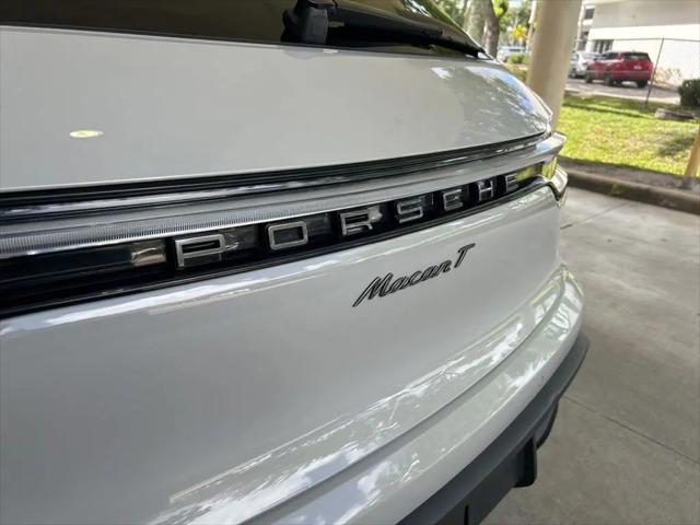2023 Porsche Macan T