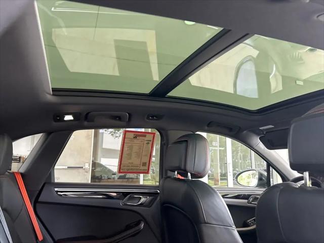 2023 Porsche Macan T