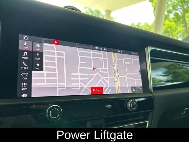 2023 Porsche Macan T