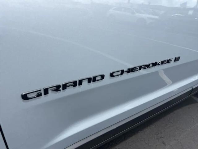 2025 Jeep Grand Cherokee L Altitude X 4x2