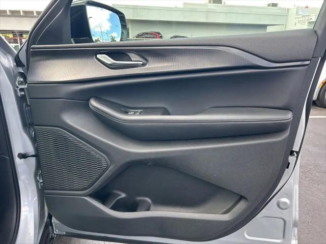 2025 Jeep Grand Cherokee L Altitude X 4x2