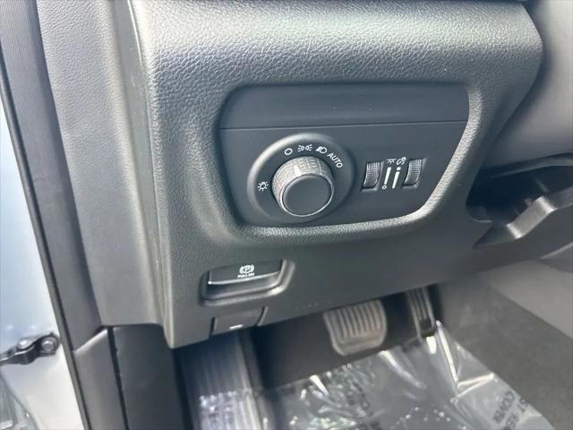 2025 Jeep Grand Cherokee L Altitude X 4x2