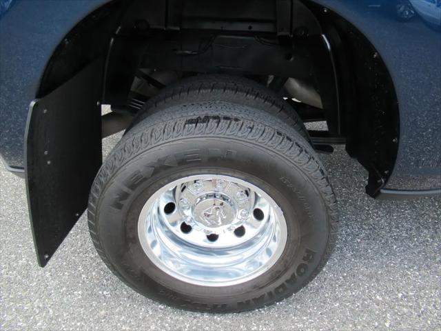 2024 Ram 3500 Big Horn Crew Cab 4x4 8' Box