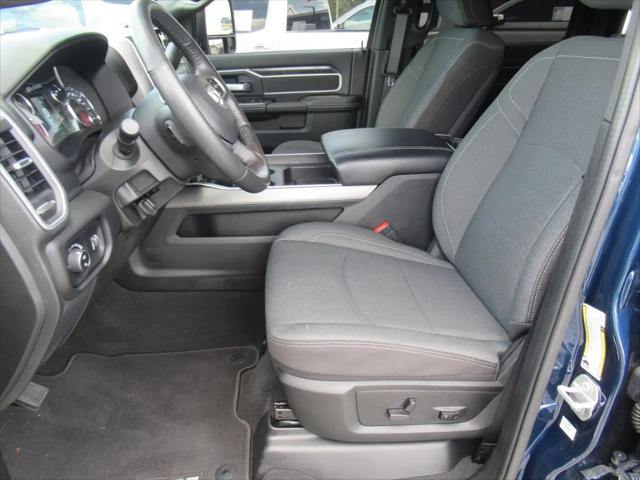 2024 Ram 3500 Big Horn Crew Cab 4x4 8' Box