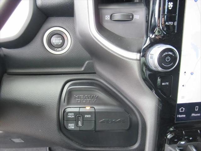 2024 Ram 3500 Big Horn Crew Cab 4x4 8' Box