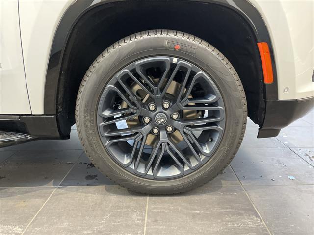 2026 Jeep Grand Wagoneer L 4x4