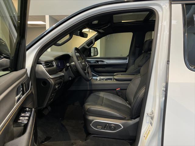 2026 Jeep Grand Wagoneer L 4x4