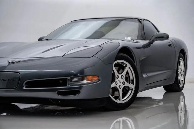 2003 Chevrolet Corvette Base