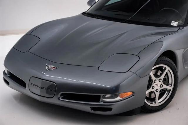 2003 Chevrolet Corvette Base