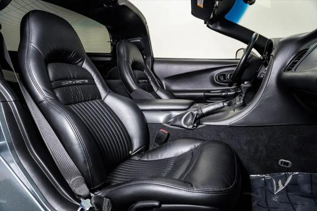 2003 Chevrolet Corvette Base