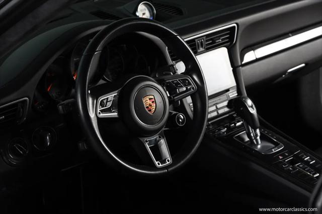 2018 Porsche 911 Turbo S