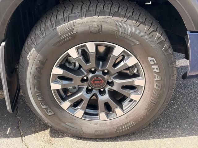 2024 Nissan Titan Crew Cab PRO-4X 4x4