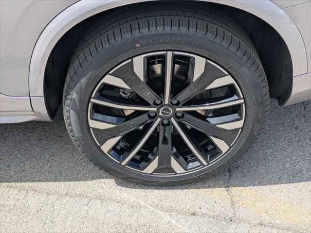 2026 Volvo XC90 Plug-In Hybrid Ultra Dark Theme, T8 AWD, Electric/Gasoline, 6 Seats
