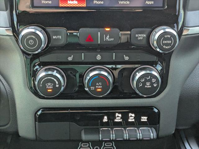 2025 Ram 1500 Big Horn Crew Cab 4x4 6'4" Box