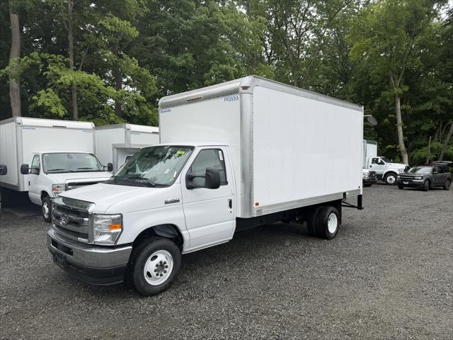2027 Ford E-Series Cutaway Box Dry Freight