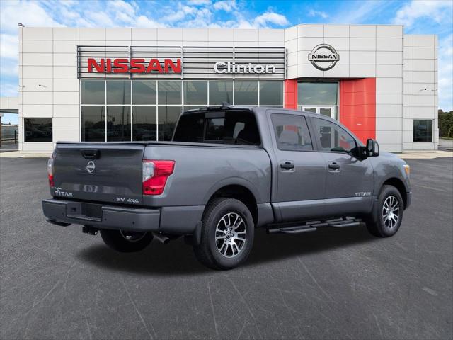 2024 Nissan Titan Crew Cab SV 4x4