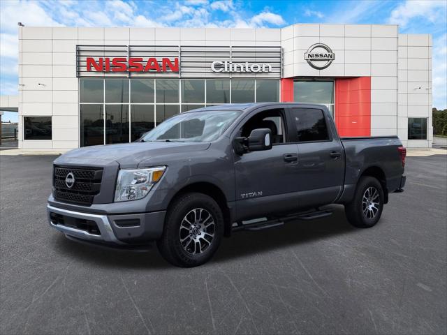 2024 Nissan Titan Crew Cab SV 4x4