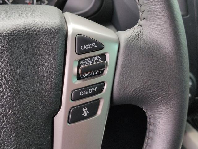 2024 Nissan Titan Crew Cab SV 4x4
