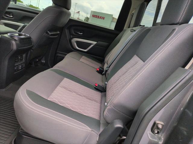 2024 Nissan Titan Crew Cab SV 4x4