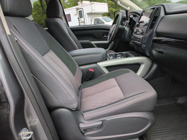 2024 Nissan Titan Crew Cab SV 4x4