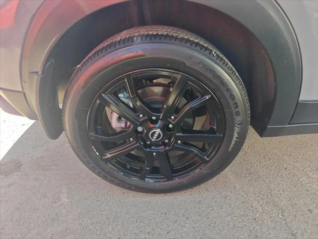 2024 Nissan Kicks SR Xtronic CVT