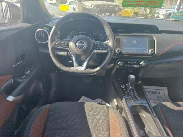 2024 Nissan Kicks SR Xtronic CVT