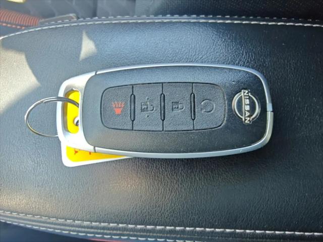 2024 Nissan Kicks SR Xtronic CVT